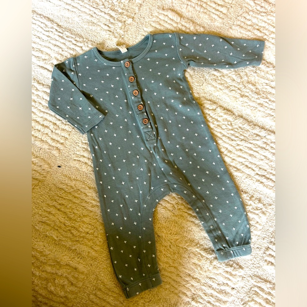 Quincy Mae green romper 3-6mo